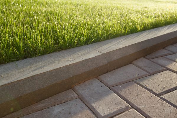 Lawn Edging Replacement in Cave Creek