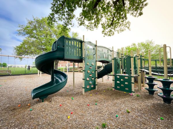 Playground Mulch Service in Cave Creek